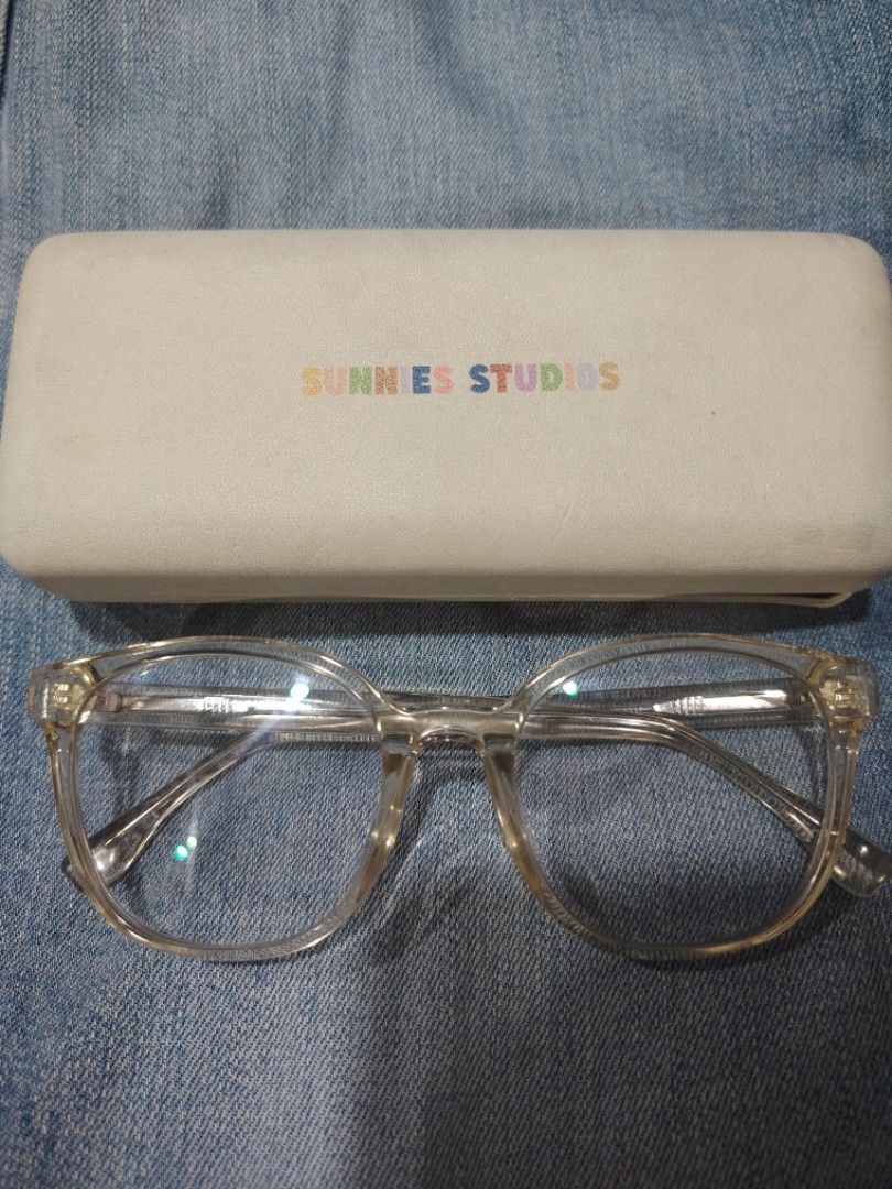 Sunnies Studios Clear Frame Glasses (Category: Sunglasses & Eyewear) located in Davao. Submitted by noelledeclutters (Listing ID 1470262453, Image 1). Description: - Brand: Sunnies Studios - Frame: Clear transparent acetate in a rounded rectangular shape -Still in very good condition .