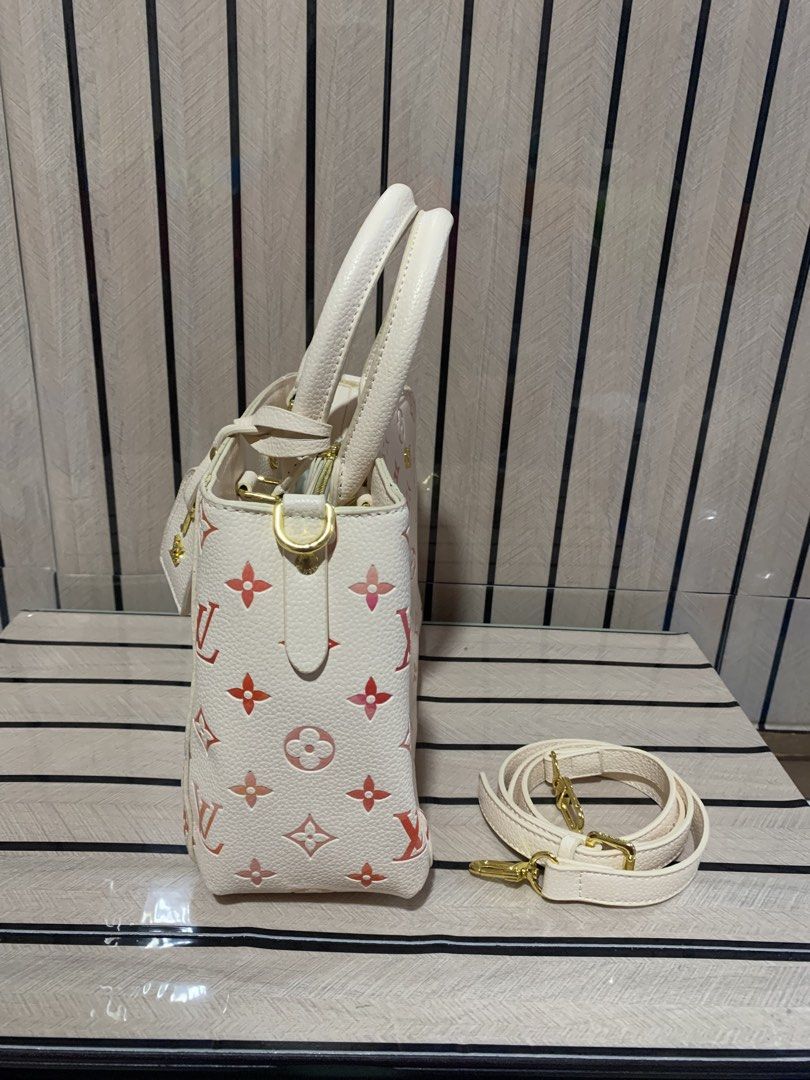 Sunrise Aquarelle (Category: Cross-body Bags) located in San Fernando. Submitted by preluxuria_online_shop (Listing ID 1470279120, Image 3). Description: .