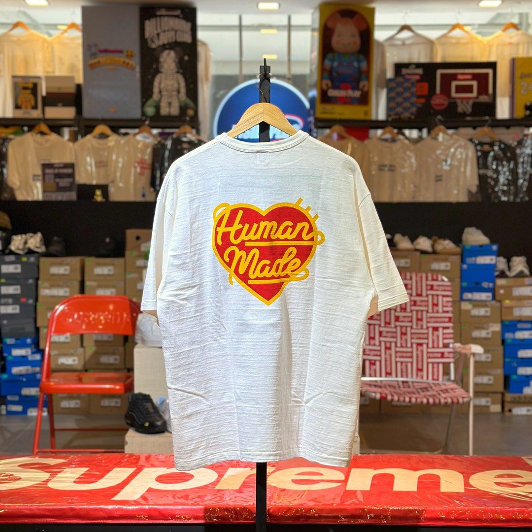Supreme Graphic T-Shirt ( HM27CS002) (Category: Tshirts & Polo Shirts ) located in Quezon City. Submitted by inside_plug (Listing ID 1470193184, Image 1). Description: For Sale Human Made Graphic T-Shirt (HM27CS002) White - Large Brandnew Dm us to purchase.