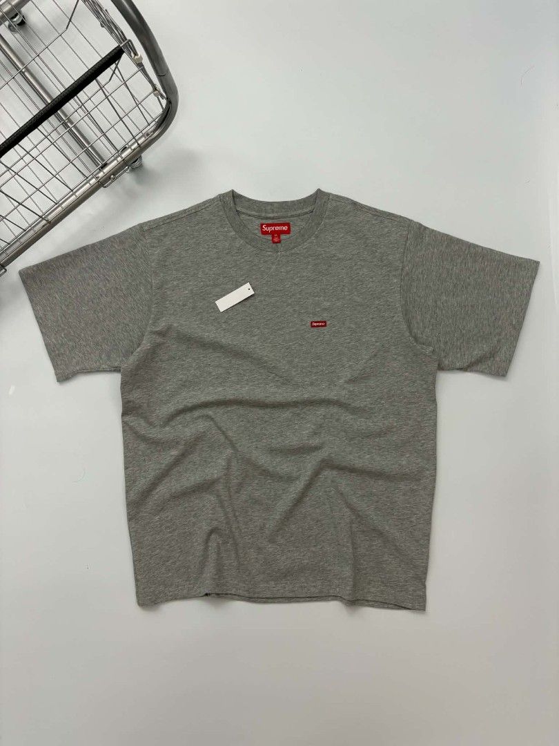 SUPREME SMALL EMBROID LOGO (Category: Tshirts & Polo Shirts ) located in Manila. Submitted by certifiedloverjb (Listing ID 1470208175, Image 1). Description: SUPREME SMALL EMBROID LOGO MEDIUM 23x28 .