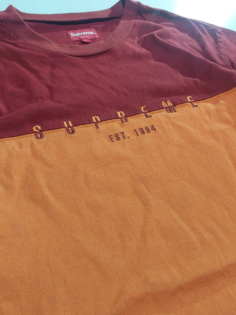 SUPREME SPLIT TWO TONE SHIRT (Category: Formal Shirts) located in Tuguegarao City. Submitted by underground_hustl3 (Listing ID 1470245191, Image 3). Description: LENGTH -29 WIDTH -22 l-ON TAG 𝗔𝗨𝗧𝗛𝗘𝗡𝗧𝗜𝗖𝗜𝗧𝗬 𝗚𝗨𝗔𝗥𝗔𝗡𝗧𝗘𝗘𝗗💎 COLOR RATE 9.5/10✅️ EXCELLENT CONDITION💯 UNLI VOUCH/VC ISSUE:NONE DM TO CLAIM📥 📍TUGUEGARAO CITY LUZON.