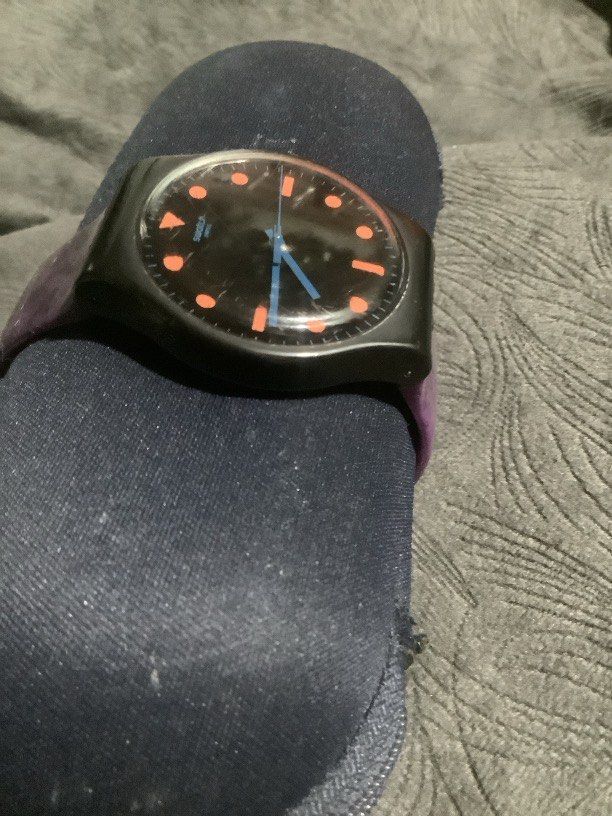 Swatch Quartz Swiss made (Category: Men's Watches) located in Baguio. Submitted by agozun61 (Listing ID 1470269428, Image 2). Description: Quartz swiss made all original parts.good running condition..