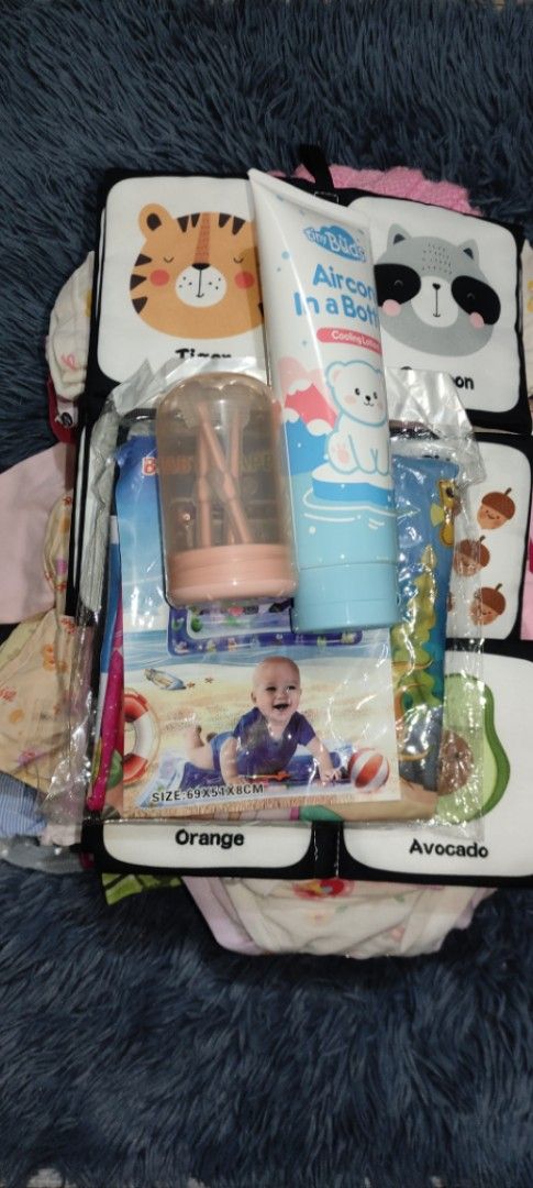 TAKE ALL !!!! BABY GIRL CLOTHES & ESSENTIALS BUNDLE (Category: Breastfeeding & Bottle Feeding) located in Pateros City. Submitted by Mixed.Selection (Listing ID 1470164582, Image 1). Description: 🎀 BABY GIRL CLOTHES & ESSENTIALS BUNDLE —TAKE ALL! 🎀 3-9months Assorted baby girl dresses, onesies, ternos & baby essentials 💗 ✨ May ilang hindi pa nasusuot 💕 Mostly pre-loved, may ilan ding may minor stains 🛍️ Great for moms looking for affordable 