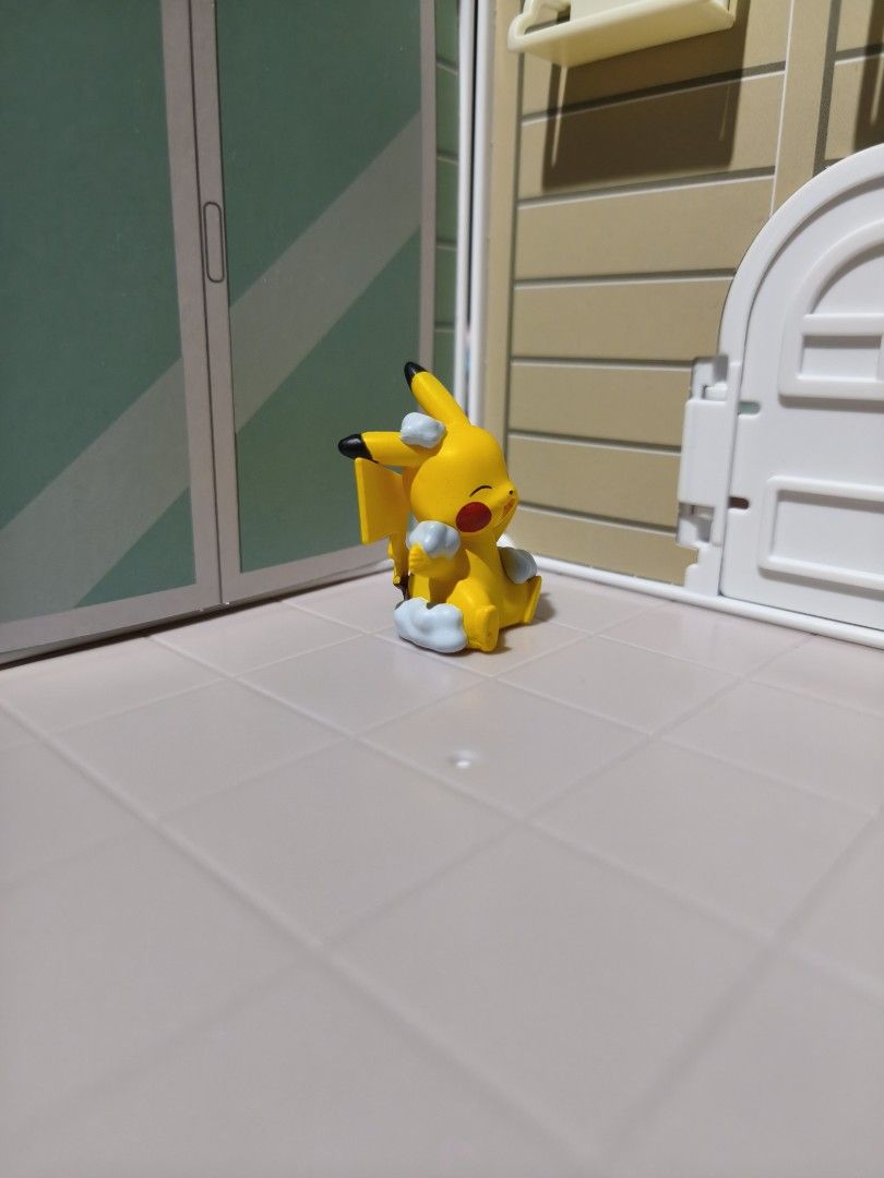 T-arts Pokemon: Bubble Collection - Pikachu (Category: Action & Battle Toys) located in Taguig. Submitted by lilrootshop (Listing ID 1470173264, Image 3). Description: ***Crossposted*** Price: 250 AUTHENTIC Pass sa lowballers! First to pay basis. No COD. For item reservation, a down payment of 50% or 100 pesos (whichever is less) is required. Down payment is non-refundable. One month reservation only. Location: Taguig (near BGC) MOP: GCash / Maya