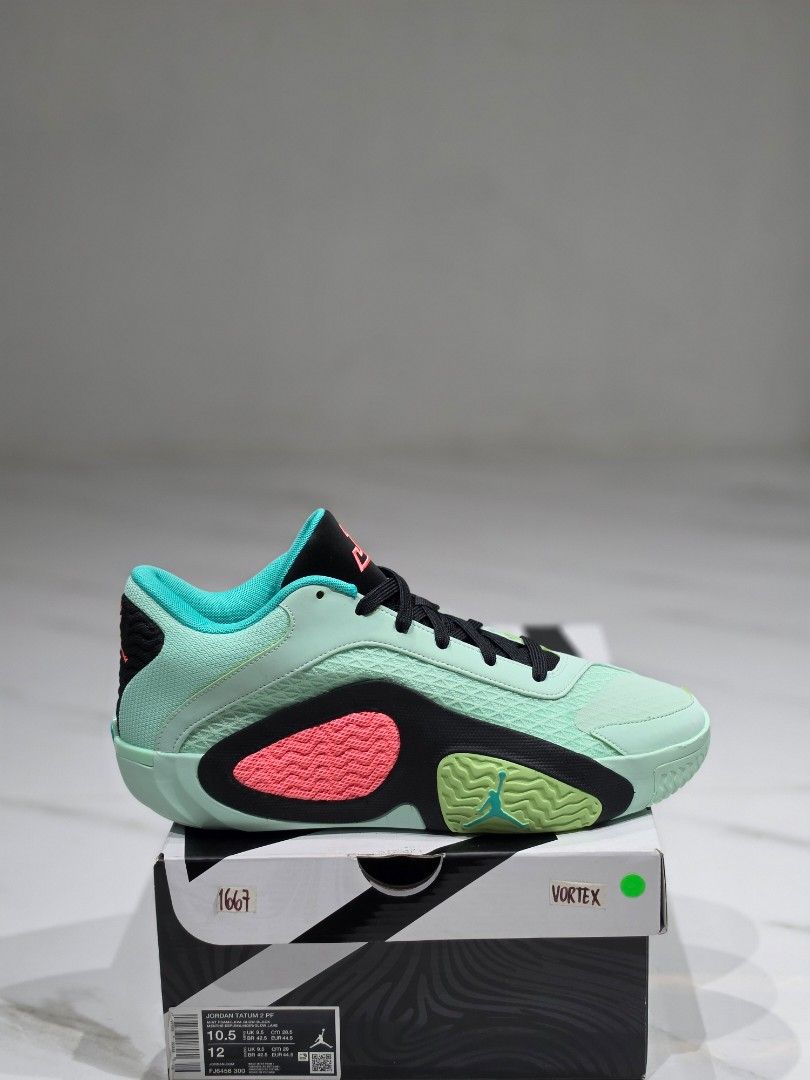 TATUM 2 VORTEX (Category: Sneakers) located in Caloocan City. Submitted by 321soled (Listing ID 1470204284, Image 1). Description: for sale/trade tatum 2 vortex size 10.5 brandnew / complete 2,995 south caloocan area ig/fb: 321soled.
