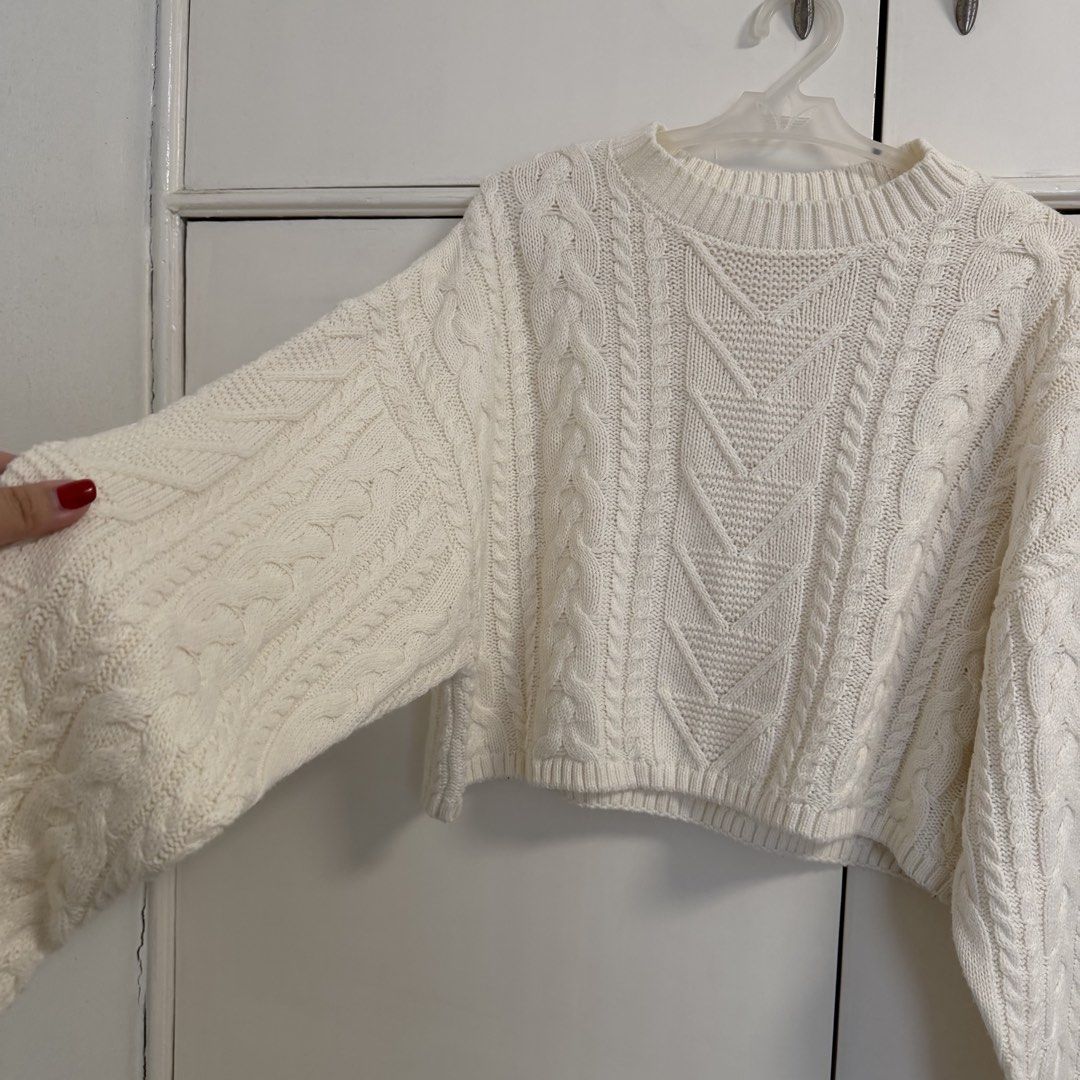 Terranova White Cable Knit Cropped Sweater M/L (Category: Longsleeves) located in Bulacan. Submitted by nicabanana_ (Listing ID 1470254896, Image 3). Description: ✅ worn only once 💯 authentic 💯 ✨all listings are personally owned✨ 🏷️all listings are in good condition unless stated otherwise🏷️ payment methods: 💳 GCash 💳 Maya 💳 BPI 💳 Unionbank 💳 MariBank shipping options: 📦 J&T Express 📦 Lalamove locations: 📍 Bulacan 📍 Valenzuela 📍 Mak