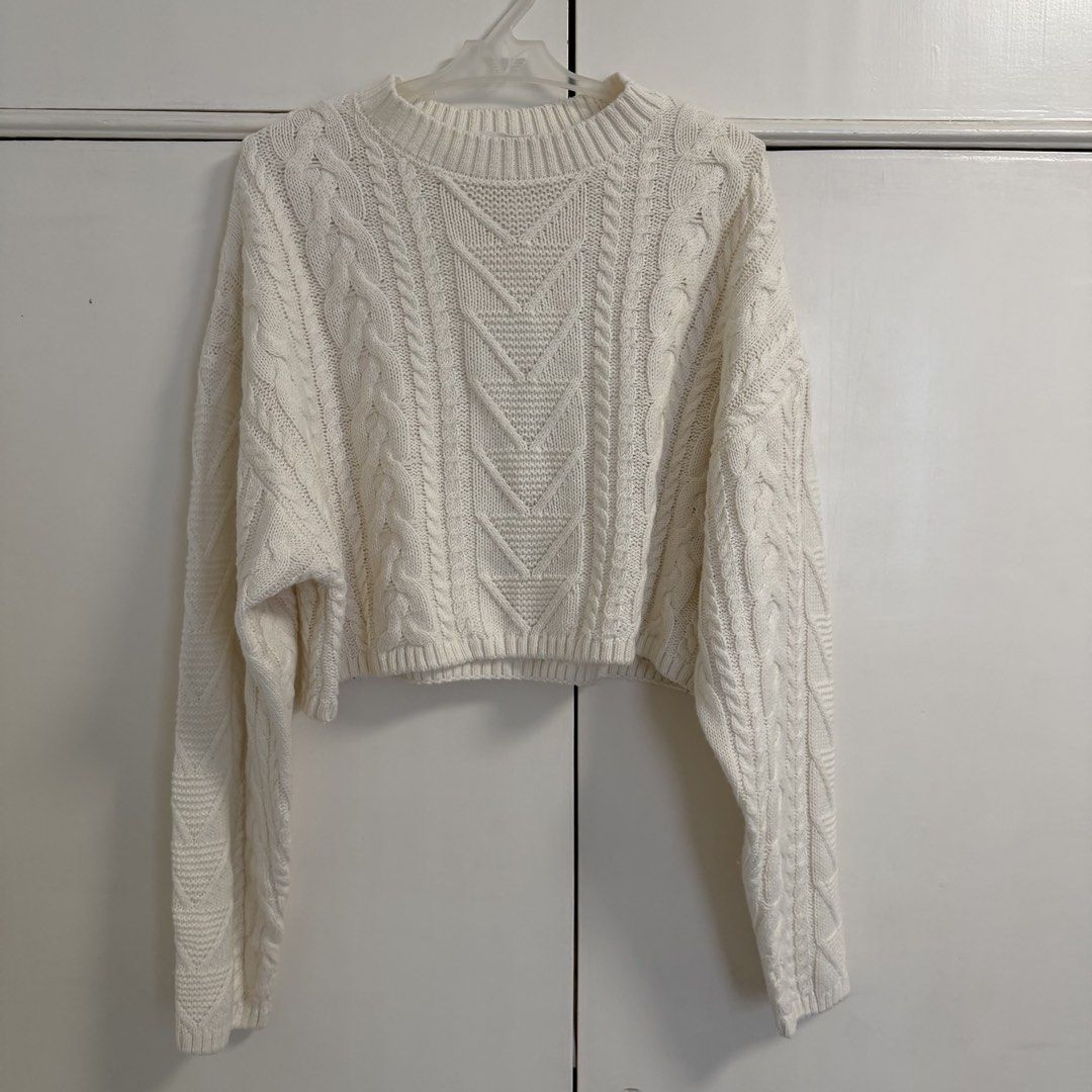 Terranova White Cable Knit Cropped Sweater M/L (Category: Longsleeves) located in Bulacan. Submitted by nicabanana_ (Listing ID 1470254896, Image 1). Description: ✅ worn only once 💯 authentic 💯 ✨all listings are personally owned✨ 🏷️all listings are in good condition unless stated otherwise🏷️ payment methods: 💳 GCash 💳 Maya 💳 BPI 💳 Unionbank 💳 MariBank shipping options: 📦 J&T Express 📦 Lalamove locations: 📍 Bulacan 📍 Valenzuela 📍 Mak