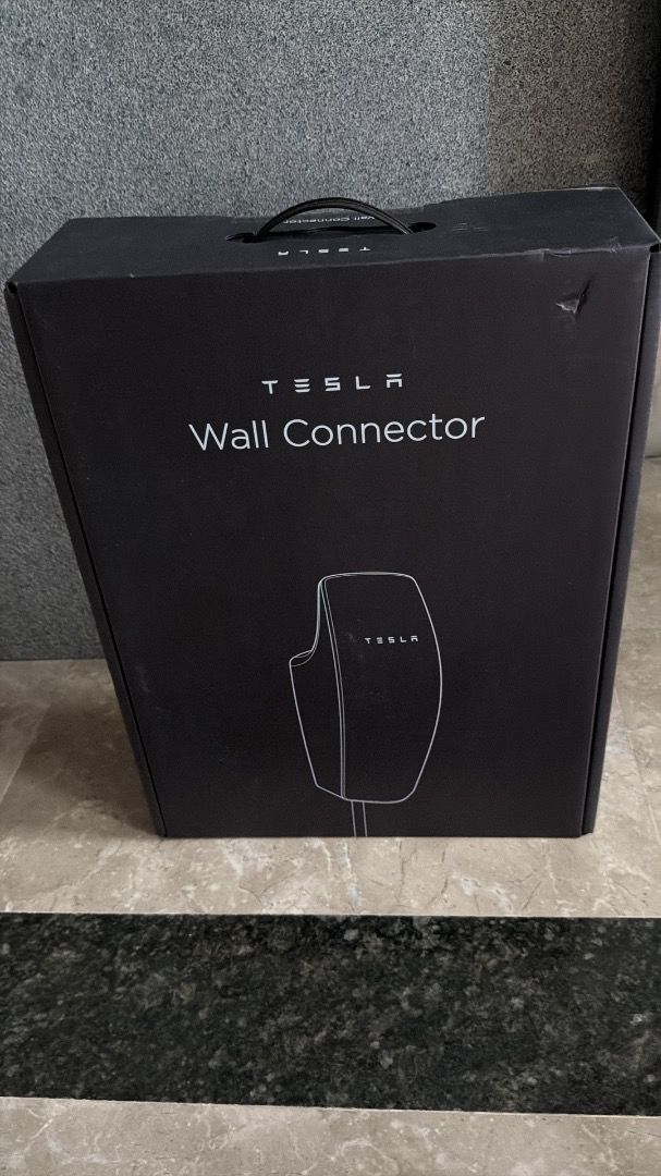 Tesla Wall Connector Type 2 gen 3 new and unopened, Auto Accessories on ...