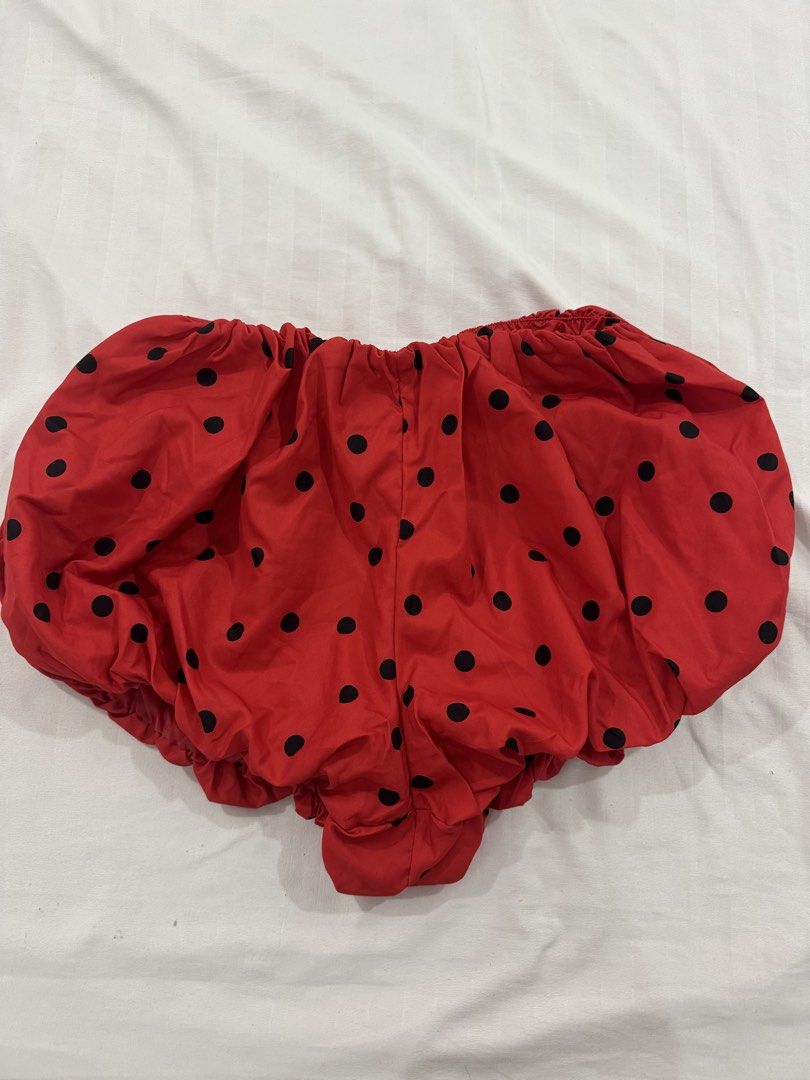 Thai Buble Skort (Category: Shorts) located in Macabebe. Submitted by virgoluxe.co (Listing ID 1470247915, Image 1). Description: Thai Bubble Short Wear Once at Disneyland Super Comfy with Pockets waist 25/30 .
