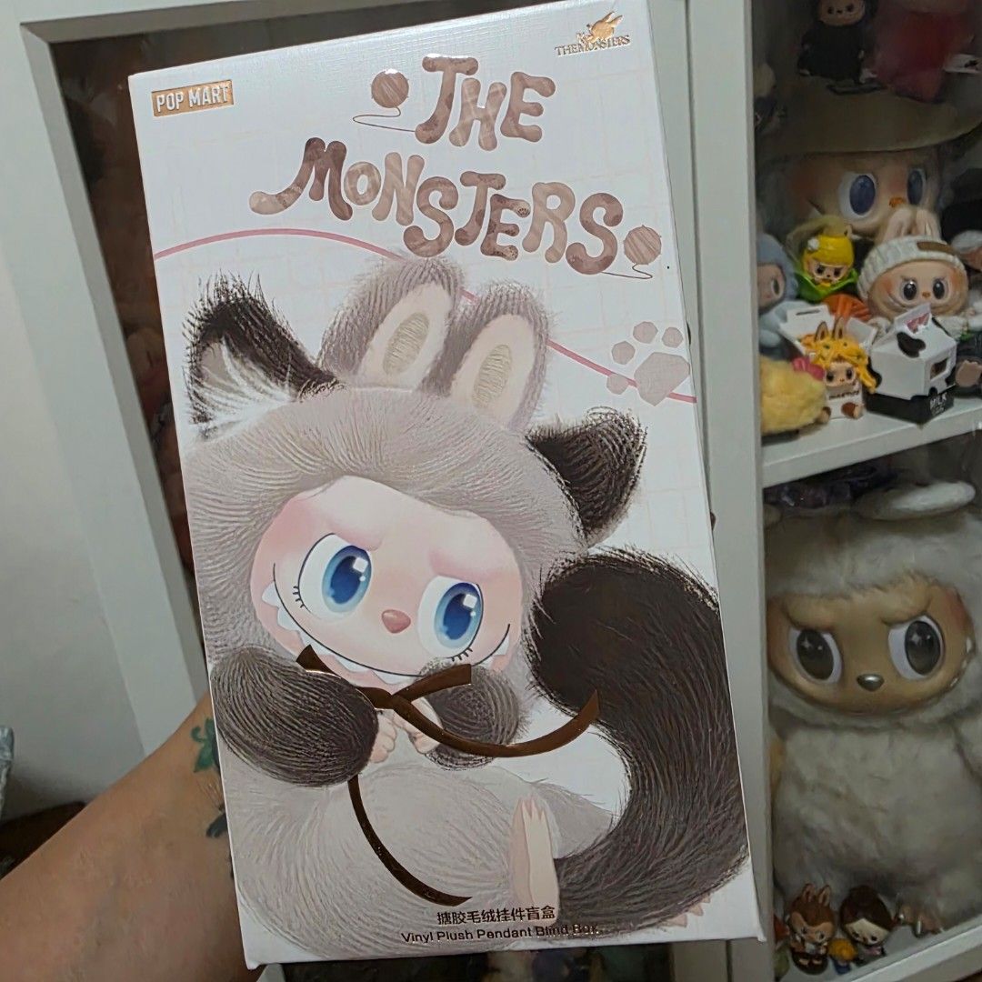THE MONSTERS CAT MODE ON LABUBU PERSIAN KITTY (Category: Plushies & Soft Toys) located in Navotas City. Submitted by carameleeeeeeee (Listing ID 1470187355, Image 2). Description: sealed box and pouch gcash bpi lalamove j&t navotas.