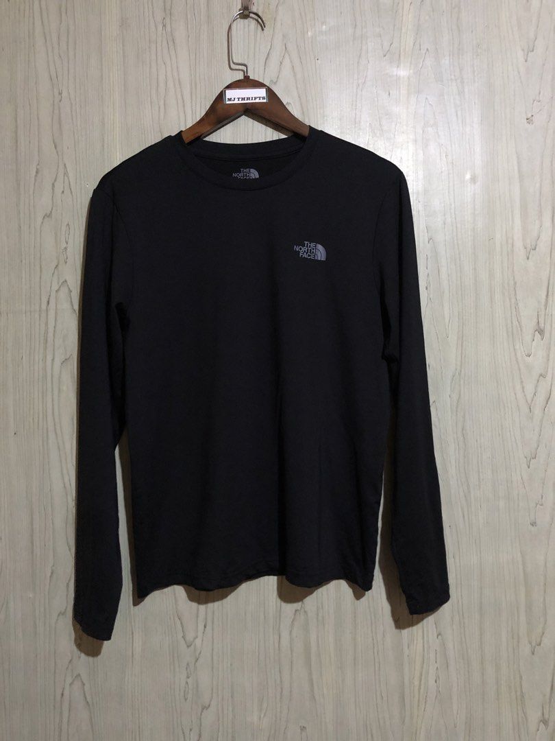 The Northface Longsleeve drifit (Category: Coats, Jackets and Outerwear) located in Ozamiz City. Submitted by mj_thrifts (Listing ID 1470266660, Image 2). Description: TNF drifit longsleeve W:20 x L:26 Excellent condition 9.5/10 550+sf.
