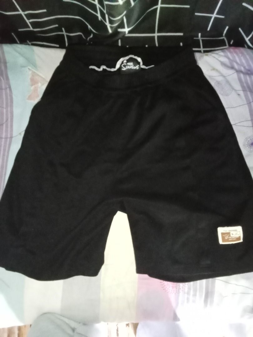 The simpson Collection (Category: Shorts) located in Caloocan City. Submitted by starlayt_jm12 (Listing ID 1470158549, Image 1). Description: 100% authenticity original the simpson Collection Size: XL .