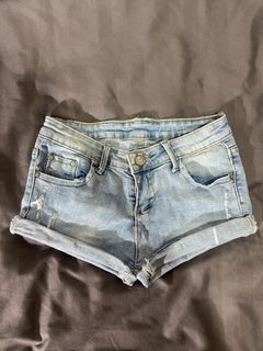 (Category: ) located in . Submitted by mevynn (Listing ID 1470160359, Image 1). Description: .