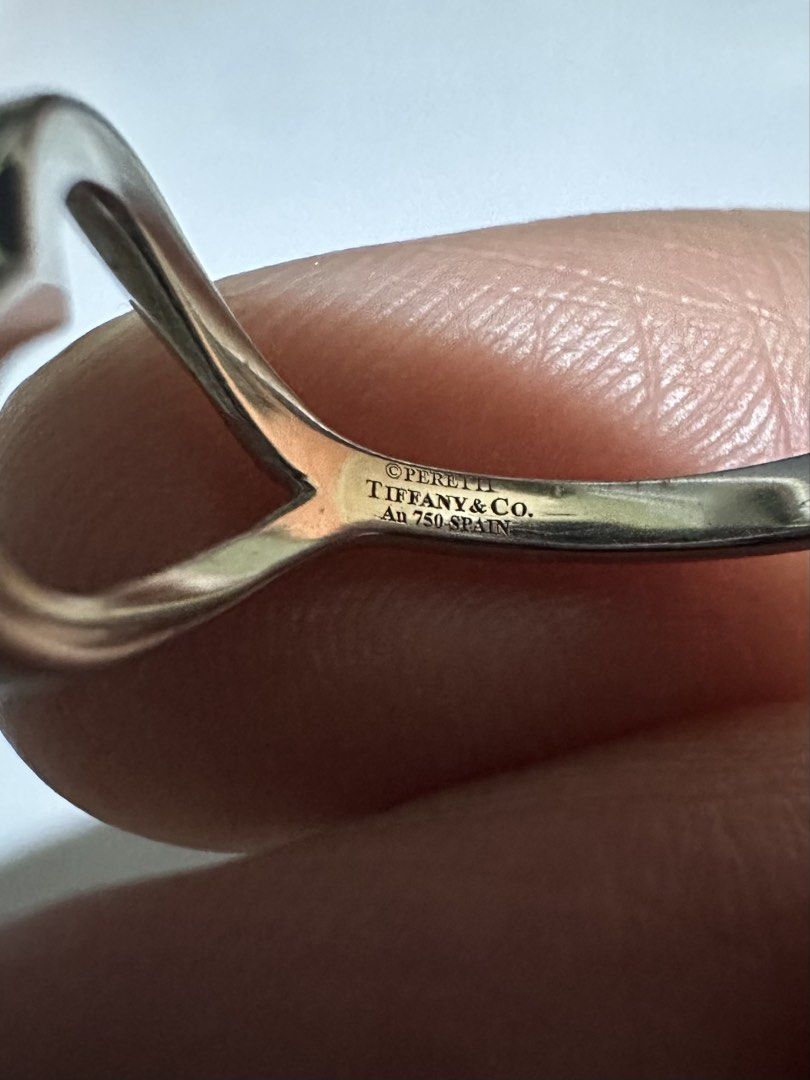 Tiffany And Co Open Heart Ring Size 7.25 (Category: Rings) located in Mandaluyong City. Submitted by chyckenwings (Listing ID 1470301200, Image 2). Description: SALE! As is where is. First to pay gets the item. No long reservations. Location is in Mandaluyong. Kindly note: Unless stated, items listed have not been tested and are sold as is where is. We source our products from a variety of auctions. While some items may look brand new, all are li