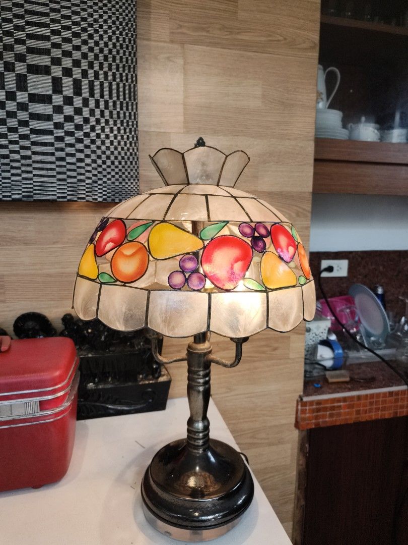 TIFFANY LAMP CAPIZ (Category: Lighting) located in Quezon City. Submitted by fuelinjector999 (Listing ID 1470347332, Image 3). Description: Tiffany Lamp Capiz type not the stained glass type Much valuable.
