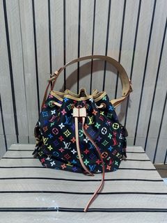 (Category: ) located in . Submitted by preluxuria_online_shop (Listing ID 1470277477, Image 1). Description: .