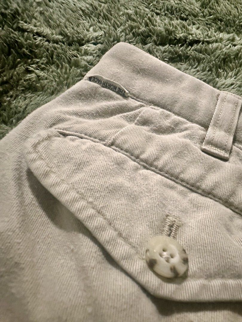 TNF chino pants (Category: Chinos) located in Quezon City. Submitted by kerlitops (Listing ID 1470293174, Image 3). Description: Declutterring The North Face Chino pants 32 waistline, 40 length Very good condition.
