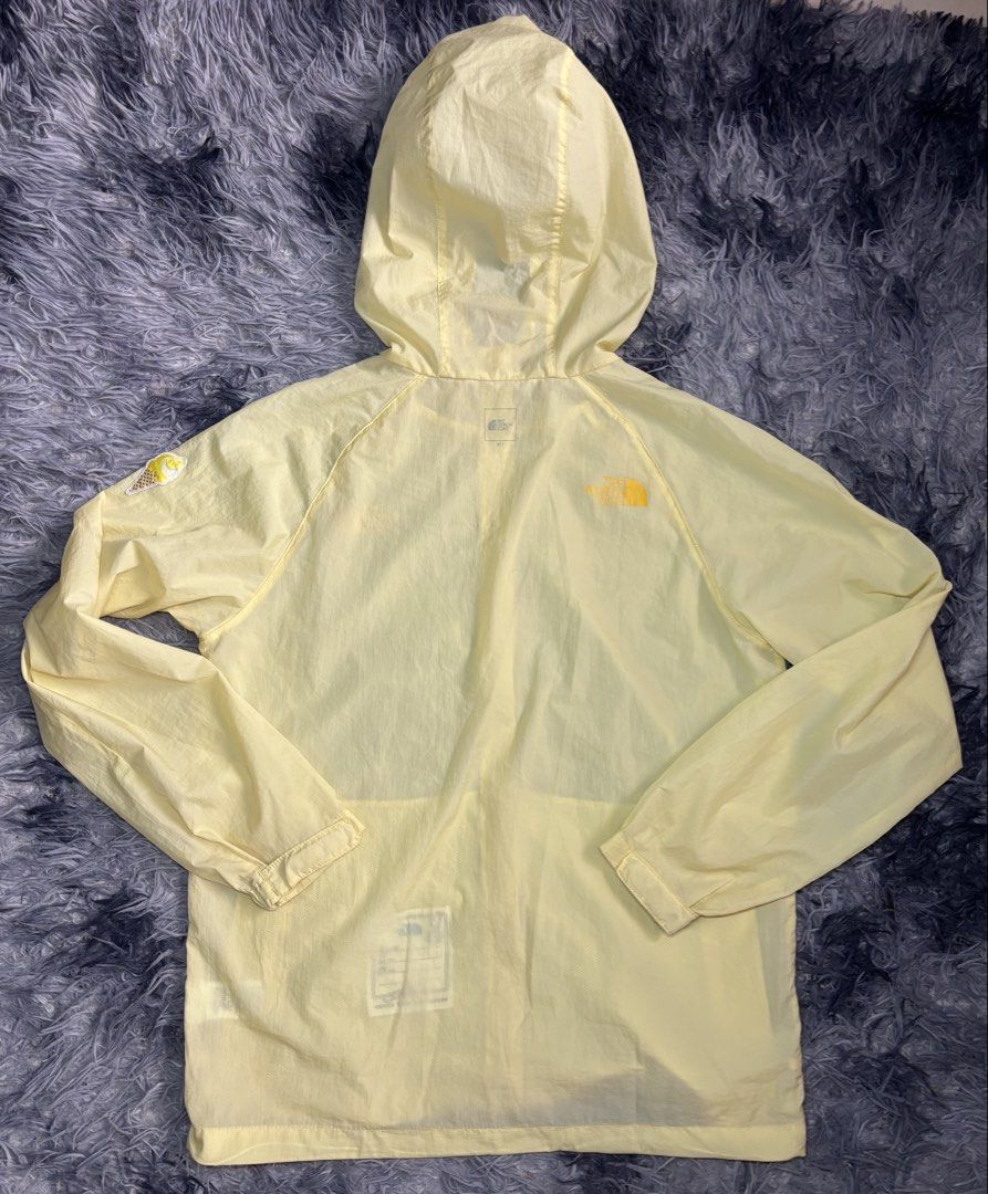 TNF PACKABLE (Category: Coats, Jackets and Outerwear) located in Legazpi City. Submitted by thesource052 (Listing ID 1470303157, Image 2). Description: TNF PACKABLE. Size : 150. W:18” L:23” Excellent condition 700 FREESHIP NO ISSUE.