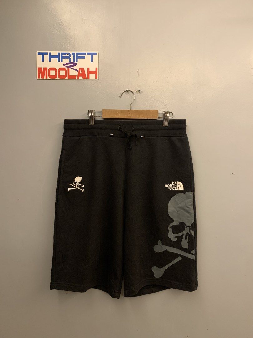 TNF x MASTERMIND SWEATSHORT (Category: Shorts) located in Cavite. Submitted by thrift2moolah (Listing ID 1470257300, Image 3). Description: TNF x MASTERMIND SWEATSHORT XXL on tag Waist : 30/36 Lenght : 21 Excellent condition 9/10 Color rate 650 plus sf.
