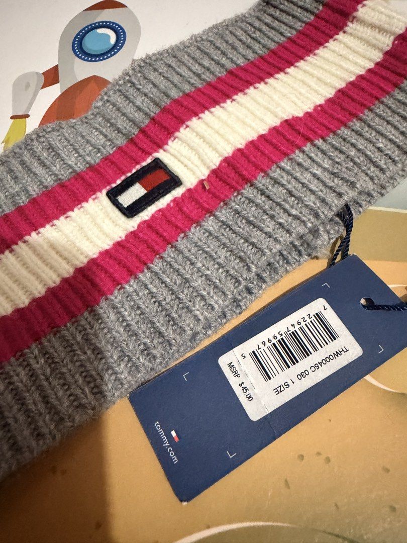 Tommy Hilfiger ear warmer head band (Category: Activewear) located in Las Pinas. Submitted by kaswakto (Listing ID 1470298460, Image 2). Description: 〽️Tommy Hilfiger ear warmer head band 〽️ brand new 💰Php 350 each 📌Lpdh Las Pinas/Evacom or Valley2 Paranaque 📞09174614978 contact no. 🗳️Payment thru Gcash 09174614978 Jayvie Godmalin/bank transfer Bpi account 3109428438 Jayvie Godmalin 🛵Shipping thru J&t or lalamove.