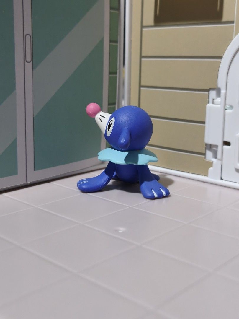 TOMY Pokemon Figure - Popplio (Category: Action & Battle Toys) located in Taguig. Submitted by lilrootshop (Listing ID 1470176823, Image 3). Description: ***Crossposted*** Price: 280 AUTHENTIC Pass sa lowballers! First to pay basis. No COD. For item reservation, a down payment of 50% or 100 pesos (whichever is less) is required. Down payment is non-refundable. One month reservation only. Location: Taguig (near BGC) MOP: GCash / Maya / GoTyme / Ma