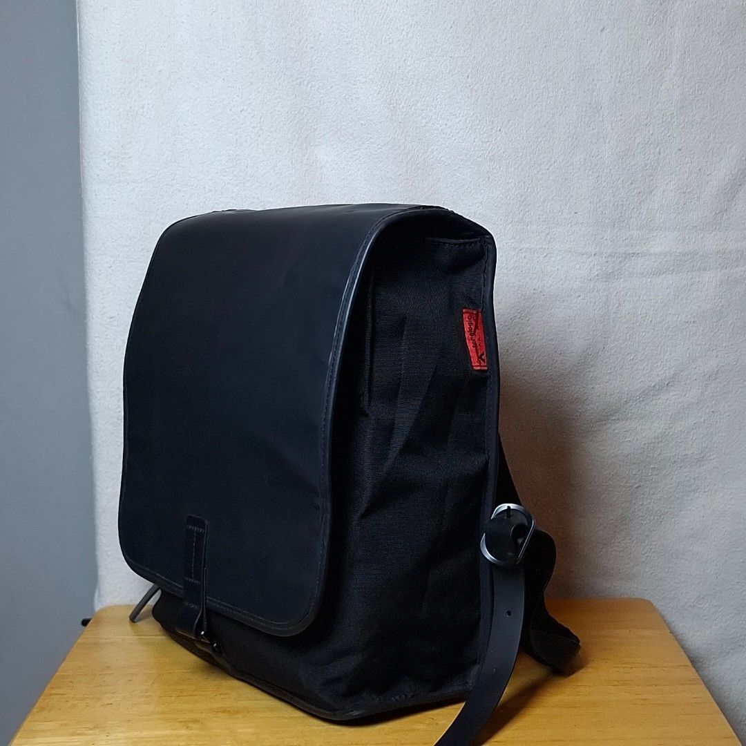 Topologie Ransel Backpack 12L (Category: Backpacks) located in Baguio. Submitted by kathuu27 (Listing ID 1470228444, Image 2). Description: Topologie Ransel Backpack 12L Good condition Not faded Baguio City Based (open for dropping/meet-up) Outside Baguio - Payment First Shipping +SF Courier: Jnt.