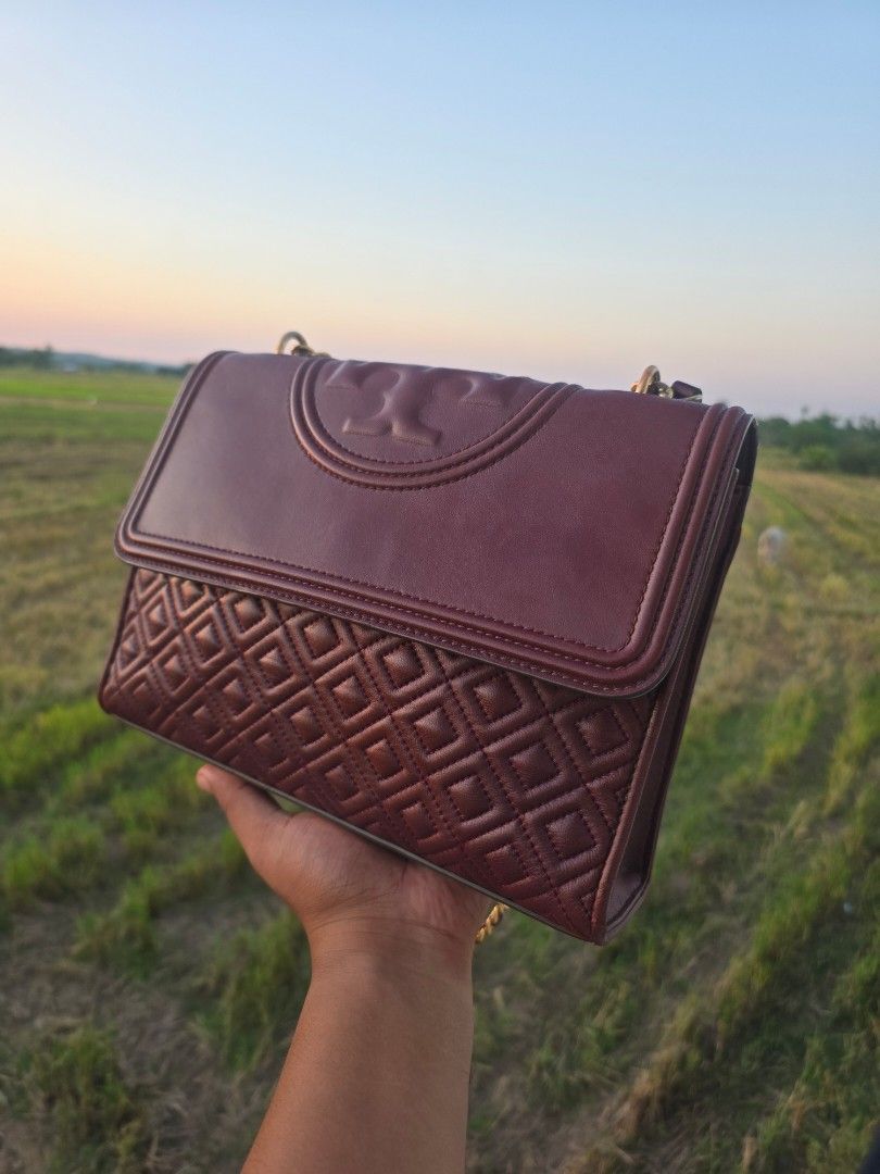 TORY FLEMMINGS AND MJ (Category: Luxury Bags & Wallets) located in Baguio. Submitted by legitbuyerpoako (Listing ID 1470306196, Image 2). Description: pm for more details.