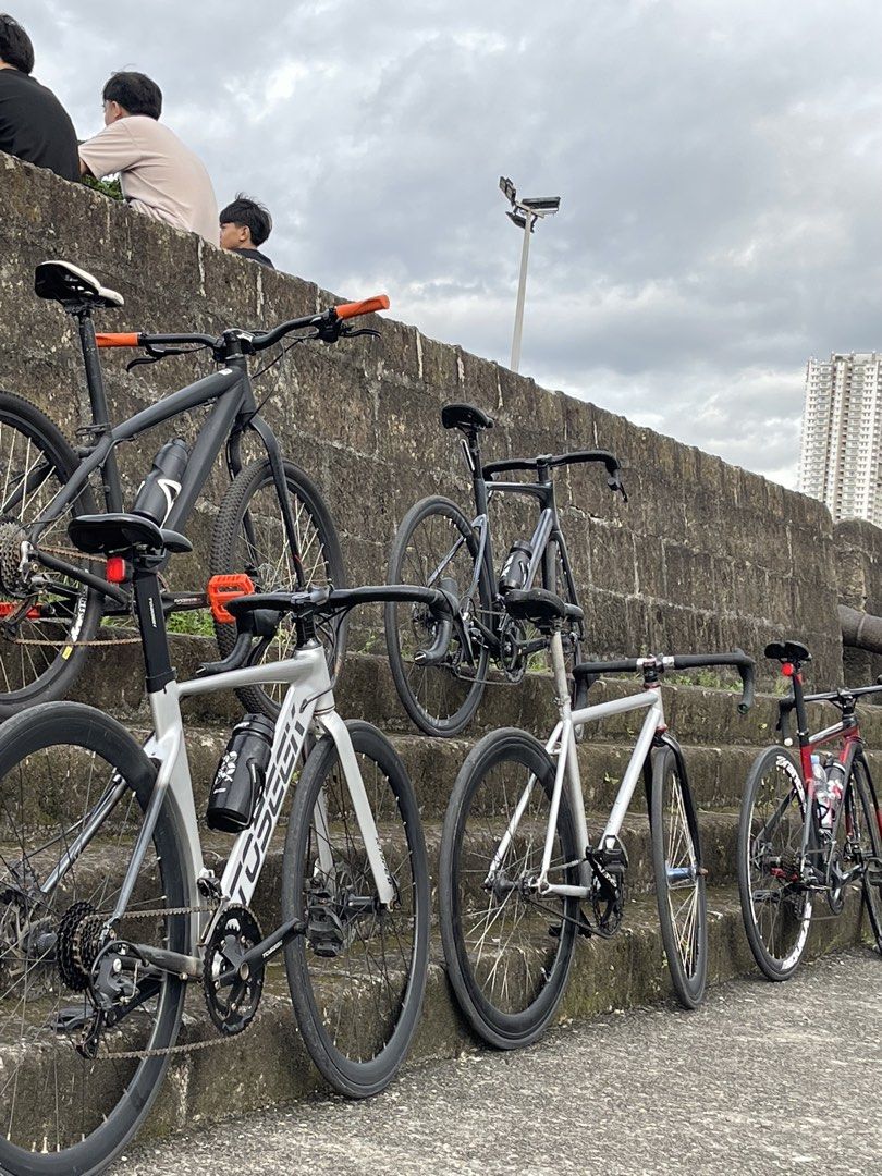 Toseek Type R-Disc Aero Frame Road Bike (Category: Bicycles) located in Manila. Submitted by grandwind-53e648 (Listing ID 1470235421, Image 3). Description: .