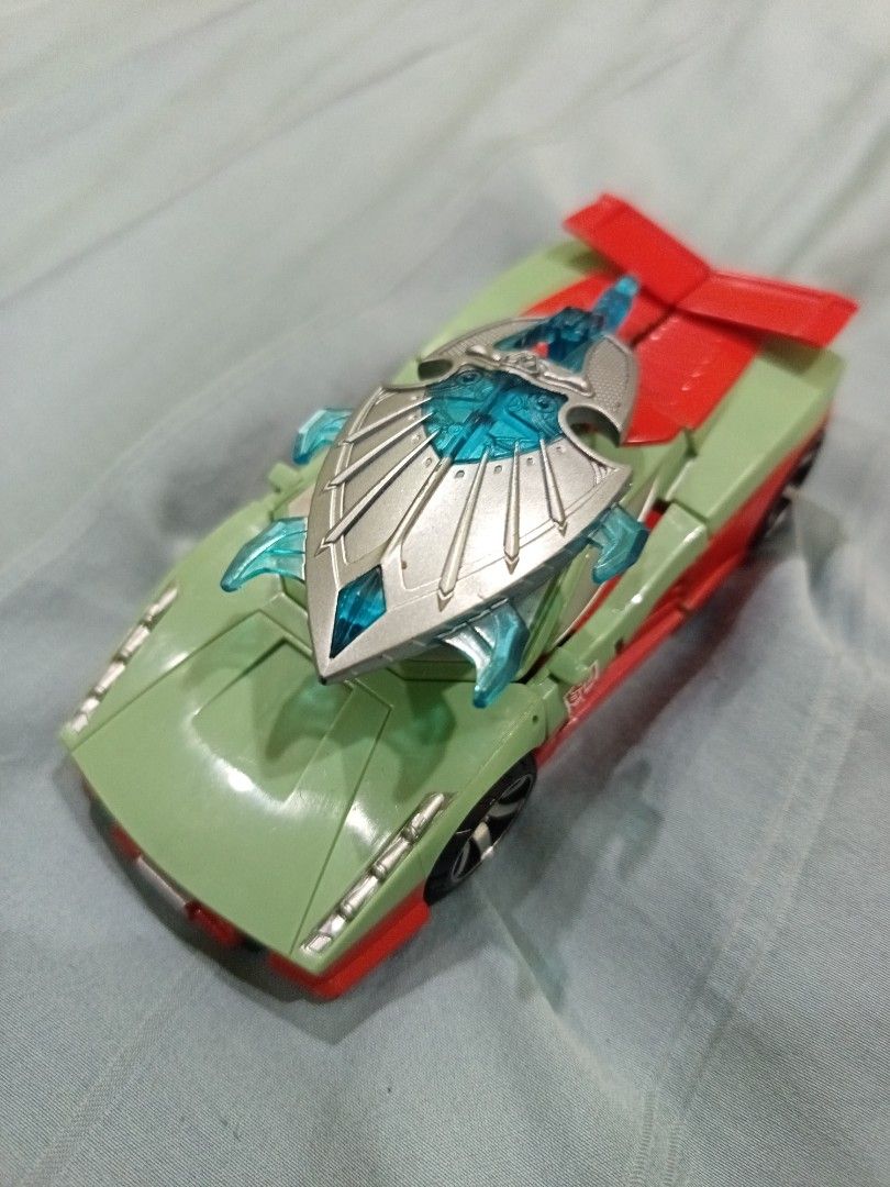 Transformers (Category: Figurines & Statues) located in Kuala Lumpur. Submitted by happytree.7c74c2 (Listing ID 1470197334, Image 2). Description: Take both figures Rm 68.