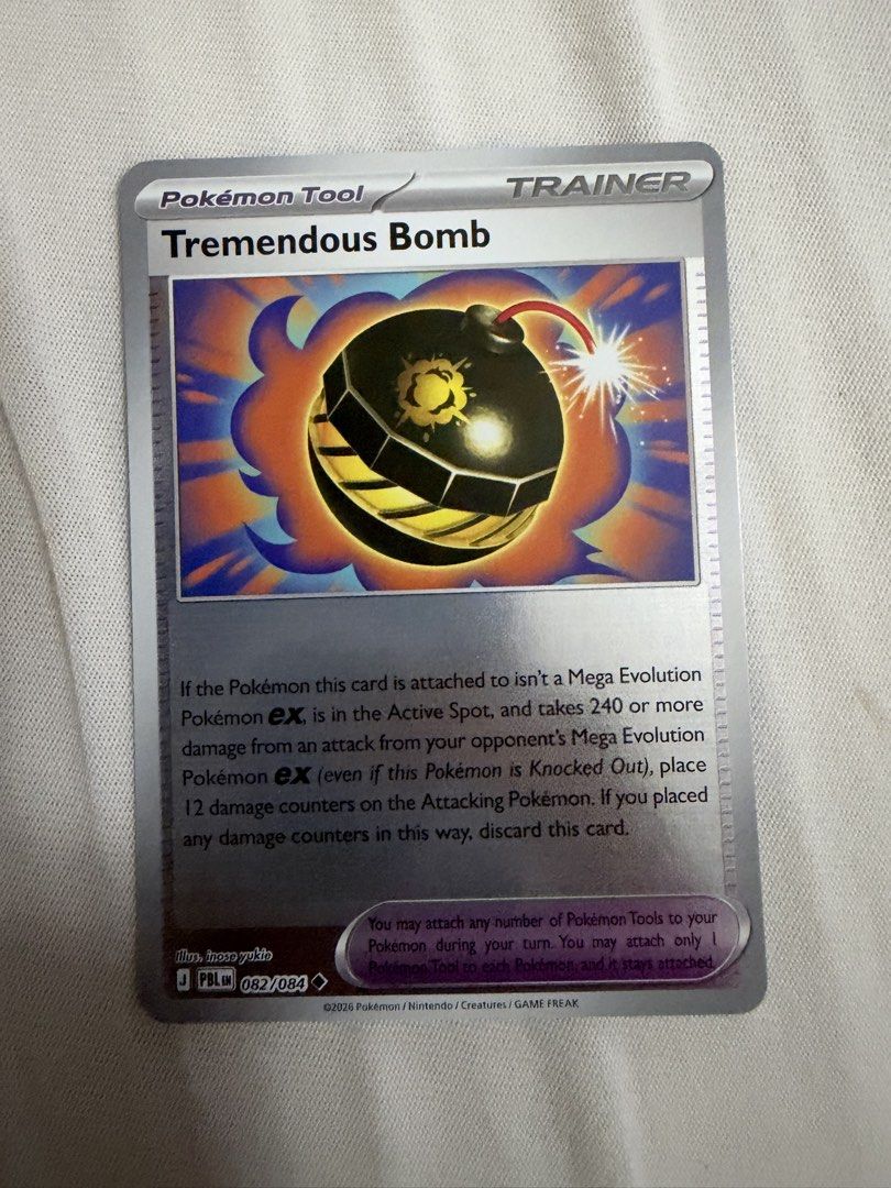 Tremendous Bomb (082/084) Reverse Holo (Category: Raw Singles) located in Marikina City. Submitted by jpcollectiblesph (Listing ID 1470318411, Image 1). Description: .