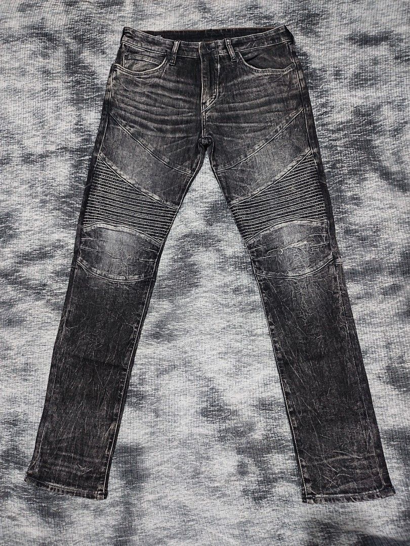 True Religion Rocco Moto Jeans (Category: Jeans) located in Cebu City. Submitted by haryvyylyynn (Listing ID 1470308146, Image 1). Description: True Religion Rocco Waist 32-34 2k+sf.
