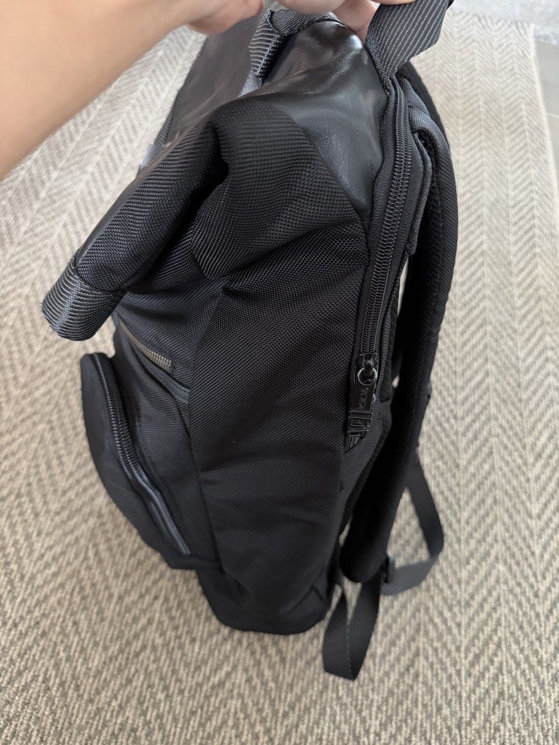 Tumi Alpha Bravo London Roll-Top Backpack (Category: Luxury Bags & Wallets) located in Cebu City. Submitted by GOODOLDDAYS_ (Listing ID 1470218354, Image 2). Description: Tumi Alpha Bravo London Roll-Top Backpack Verygood Used Condition. Missing Luggage tag .