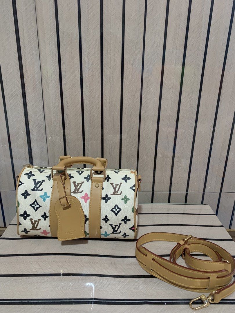 Tyler Keepall Bando 25 (Category: Cross-body Bags) located in San Fernando. Submitted by preluxuria_online_shop (Listing ID 1470278342, Image 1). Description: .