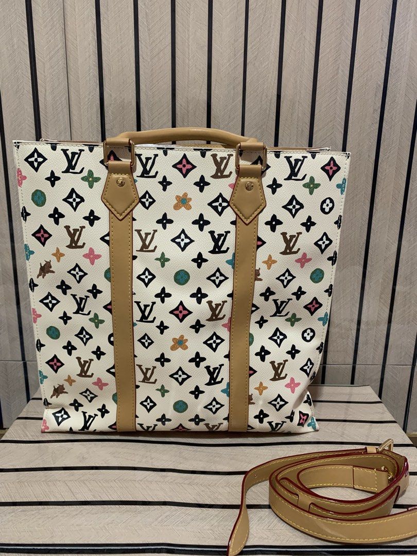 Tyler Sacplat (Category: Cross-body Bags) located in San Fernando. Submitted by preluxuria_online_shop (Listing ID 1470277072, Image 2). Description: .