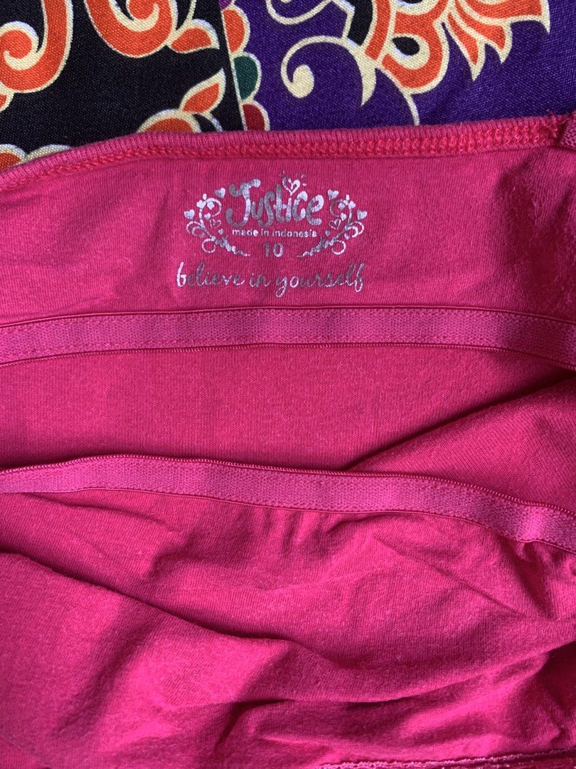 Ultimate Y2K / McBling Aesthetic Top Bundle (9 Pieces) – S-M (Category: Others Tops) located in Cebu City. Submitted by goldencloud_f1507d (Listing ID 1470240783, Image 2). Description: Overall Condition: All tops are in good, pre-owned condition with plenty of life left in them. They are clean and well-kept. Please note that the last sage green top has a minor issue with a few missing decorative dangling beads along the front trim. However, this