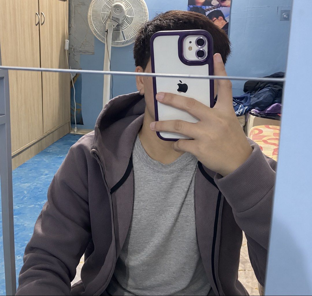 UNDER ARMOUR FULLZIP JACKET (Category: Coats, Jackets and Outerwear) located in Binan City. Submitted by rnj_affordable (Listing ID 1470293360, Image 2). Description: excellentcondition!! needwash only this is thrift item.