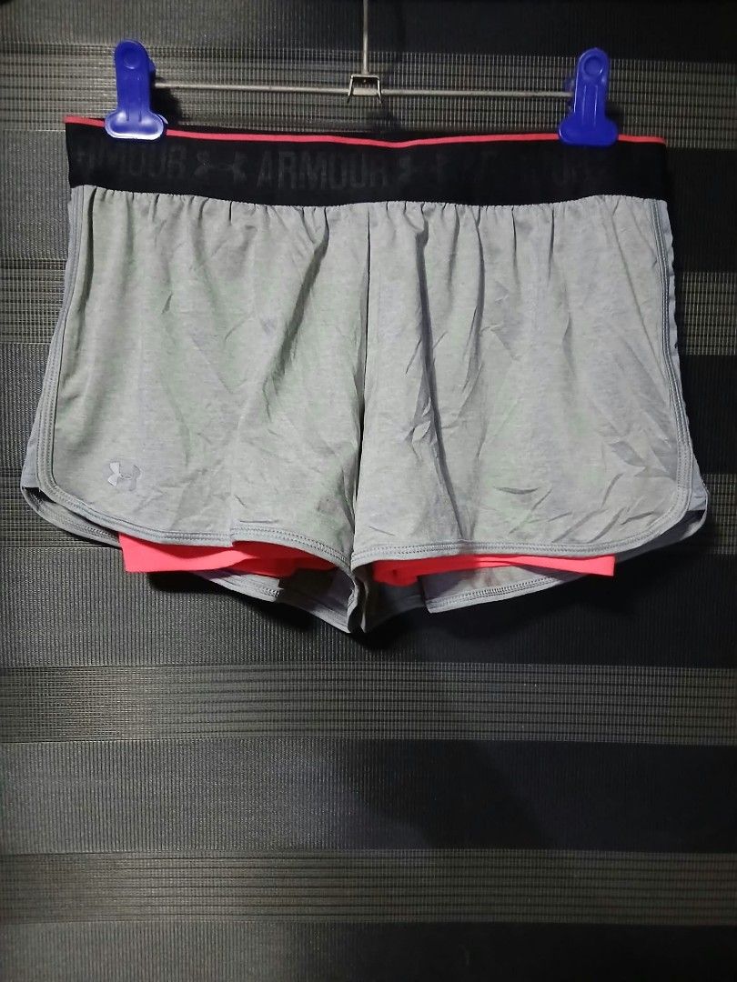 Under Armour HeatGear (Category: Activewear) located in Caloocan City. Submitted by anthriftdepot (Listing ID 1470303579, Image 1). Description: Size: 27-29 (small on tag) Length : 9 Excellent condition Color rate 9.5 /10 No issue See photo for reference North Caloocan area.