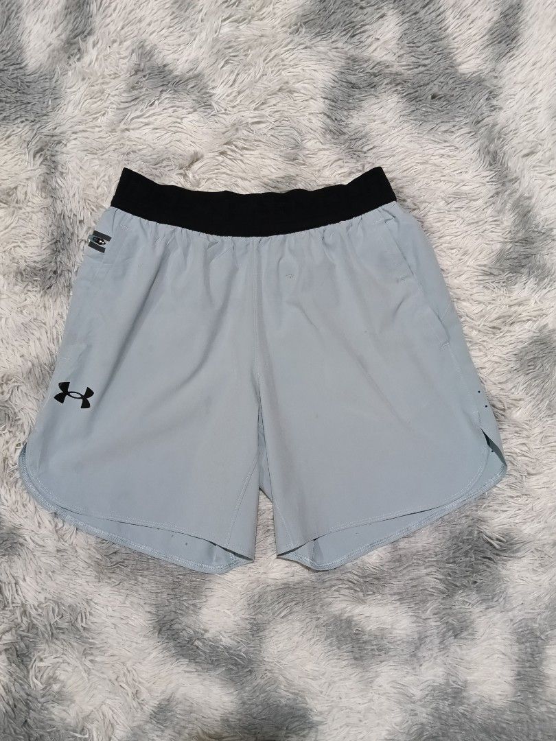Under armour vanish elite running short (Category: Shorts) located in San Carlos City. Submitted by wilburstthriftstore (Listing ID 1470189759, Image 2). Description: Under armour vanish elite men's short Size Small Waist 28-32 Length 15½ Hem 12 Need wash issue - small yellow stain. see last photo. Good as new condition 👌🏾 ₱450 + sf.