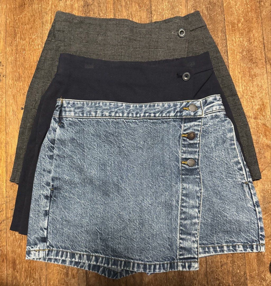 Uniqlo & GU Skorts (Category: Skirts) located in Manila. Submitted by livepenguin_crystal (Listing ID 1470271158, Image 1). Description: Rarely used Authentic Uniqlo & GU skorts Size: Medium .