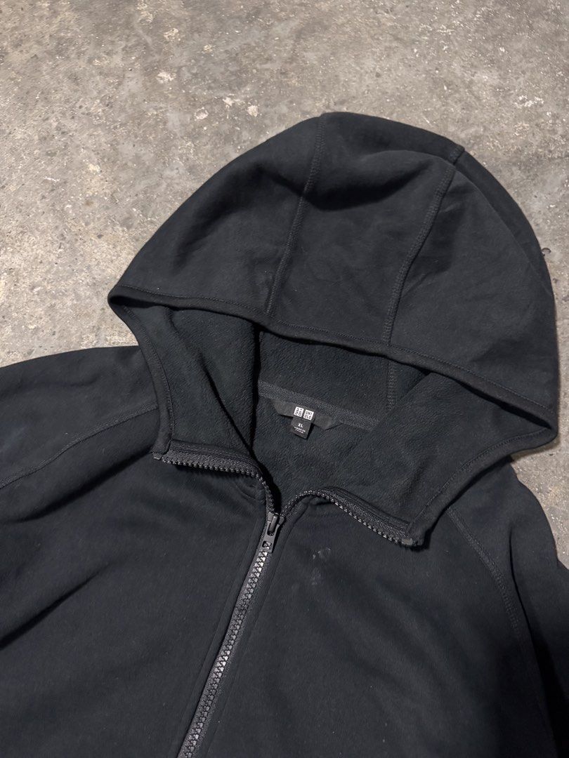 Uniqlo black hoodie (Category: Hoodies) located in Pasig City. Submitted by dripthrift1600 (Listing ID 1470308758, Image 3). Description: - Uniqlo black hoodie - Good condition - Issue: None - Sizes: XL - Dimes: 25x27.