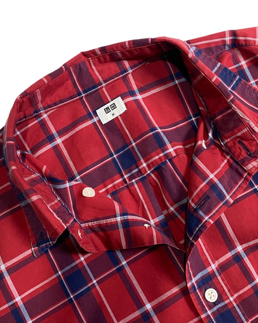 UNIQLO CHECKERED POLO (Category: Tshirts & Polo Shirts ) located in Davao. Submitted by premiumdept. (Listing ID 1470347969, Image 2). Description: UNIQLO CHECKERED POLO Size: Medium Dimes: 21 x F27-B28 Color rate: 9/10 Condition: Excellent Issue(s): None _ - Sf buyers expenses - Check details before buying - Color may vary due to lighting - Manage your expectations, issues may not be seen or indicated..