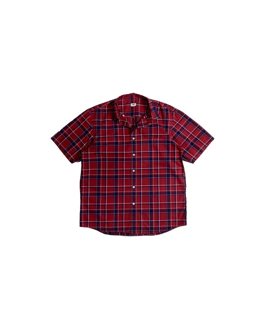 UNIQLO CHECKERED POLO (Category: Tshirts & Polo Shirts ) located in Davao. Submitted by premiumdept. (Listing ID 1470347969, Image 1). Description: UNIQLO CHECKERED POLO Size: Medium Dimes: 21 x F27-B28 Color rate: 9/10 Condition: Excellent Issue(s): None _ - Sf buyers expenses - Check details before buying - Color may vary due to lighting - Manage your expectations, issues may not be seen or indicated..