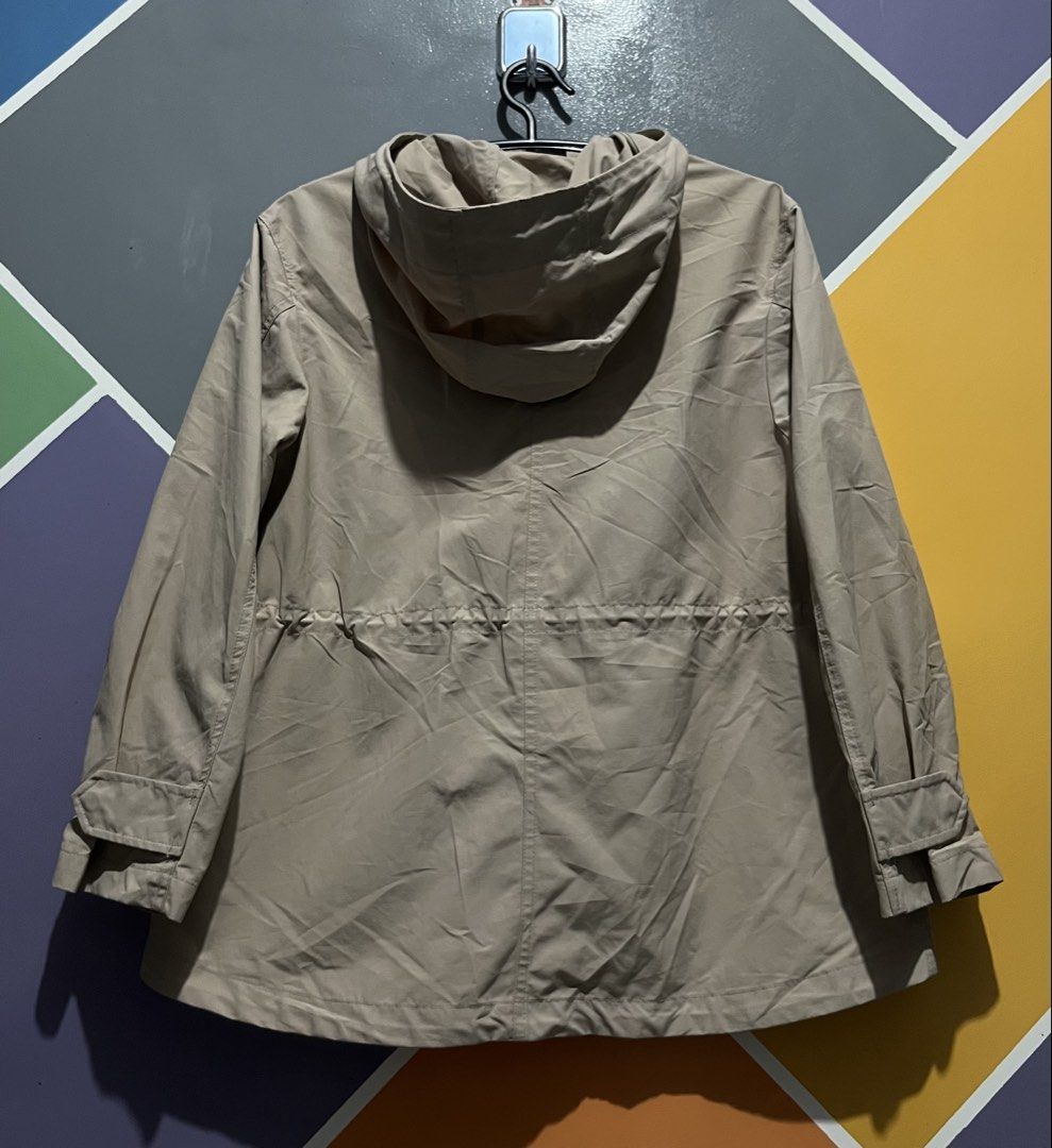 Uniqlo Cotton Blend Parka (Category: Coats, Jackets and Outerwear) located in Lingayen. Submitted by moreonuniqlo (Listing ID 1470245542, Image 3). Description: Small on Tag Good as New No Issue.