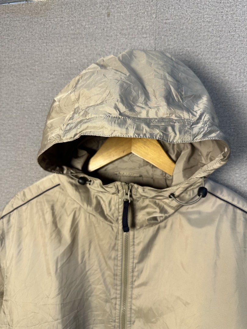UNIQLO FULL ZIP JACKET (Category: Coats, Jackets and Outerwear) located in Rizal. Submitted by jamesthrift (Listing ID 1470163354, Image 2). Description: UNIQLO FULL ZIP JACKET Size : S on tag fit to L Dimes: -width 22 -length 26 Condition: excellent Color Rate: 9.5 Issue: none 🏷️399+sf.