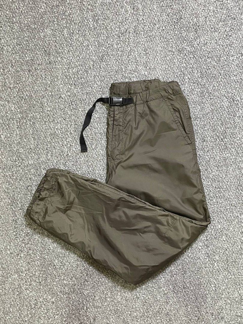 UNIQLO GEARED HEATTECH WARM LINED CARGO PANTS (Category: Joggers) located in Tacloban City. Submitted by coachfinds (Listing ID 1470145757, Image 2). Description: UNIQLO GEARED HEATTECH WARM LINED CARGO PANTS MEDIUM W 31 X L 40 COLOR RATE: 9.5/10 CONDITION: 9.5/10 MINE: 699.