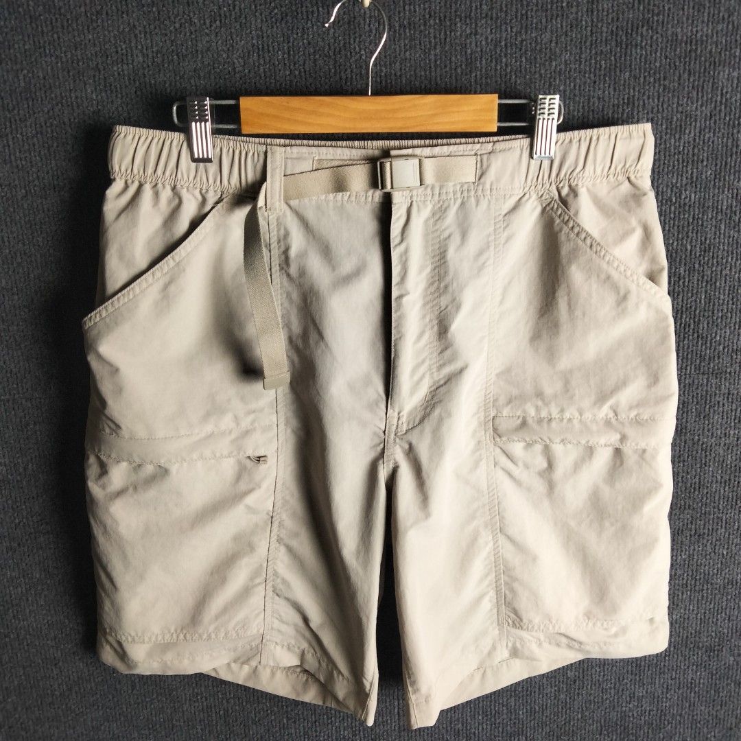 UNIQLO GEARED SHORTS (Category: Shorts) located in Bulacan. Submitted by jibbxthrift (Listing ID 1470256813, Image 2). Description: UNIQLO GEARED SHORTS SIZE: LARGE PRICE: 650+SF DIMES: (WIDTH 33/35) (LENGTH 19) COLOR RATE: 10/10 CONDITION: GOOD AS NEW ISSUE: NONE LOCATION: SJDM BULACAN CODE: #359 PM IF YOU ARE INTERESTED📩 MOP: THRU GCASH COURIER: J&T.