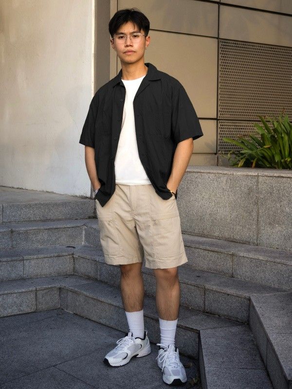 UNIQLO GEARED SHORTS (Category: Shorts) located in Bulacan. Submitted by jibbxthrift (Listing ID 1470256813, Image 1). Description: UNIQLO GEARED SHORTS SIZE: LARGE PRICE: 650+SF DIMES: (WIDTH 33/35) (LENGTH 19) COLOR RATE: 10/10 CONDITION: GOOD AS NEW ISSUE: NONE LOCATION: SJDM BULACAN CODE: #359 PM IF YOU ARE INTERESTED📩 MOP: THRU GCASH COURIER: J&T.