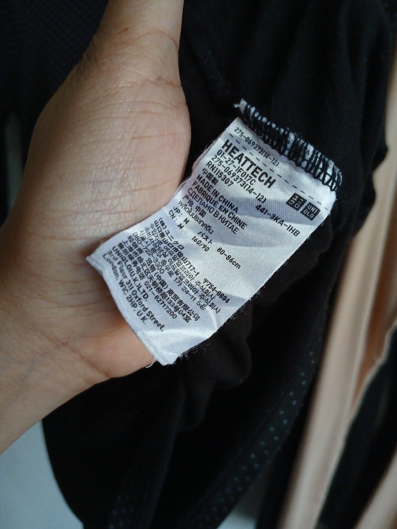 Uniqlo Heattech Regular Longsleeves Bundle Take All SMALL (Category: Longsleeves) located in Quezon City. Submitted by hzl_praise (Listing ID 1470245782, Image 3). Description: Uniqlo Heattech Regular Long Sleeves 3 for 450 | SMALL Bundle 3 PCS. Uniqlo Heattech Regular Color: Black, Black Polka Dots, Peach (Size: Small on tag) All Items: No issues | In good condition | Like new Good Fabric Quality Extras: •More details and photos available upon r