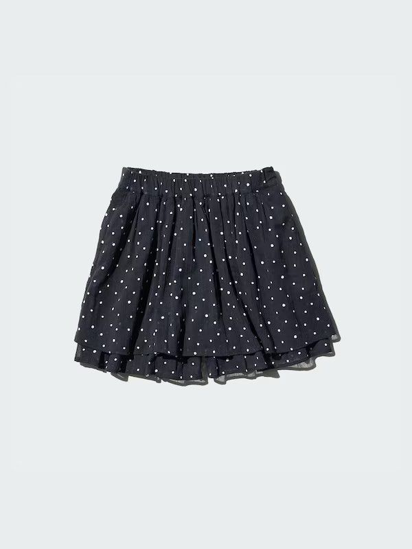 Uniqlo Tiered Skort (Category: Skirts) located in Makati City. Submitted by nikarchives (Listing ID 1470282573, Image 1). Description: - Brand: Uniqlo Kids (Size 160 / Fits Size S / For reference I wear size 27in bottoms) - Design: Black tiered skort with cute white polka dots - Features: Built-in shorts for ultimate comfort and convenient side pockets - Material: 100% cotton body for breathable everyday wear.