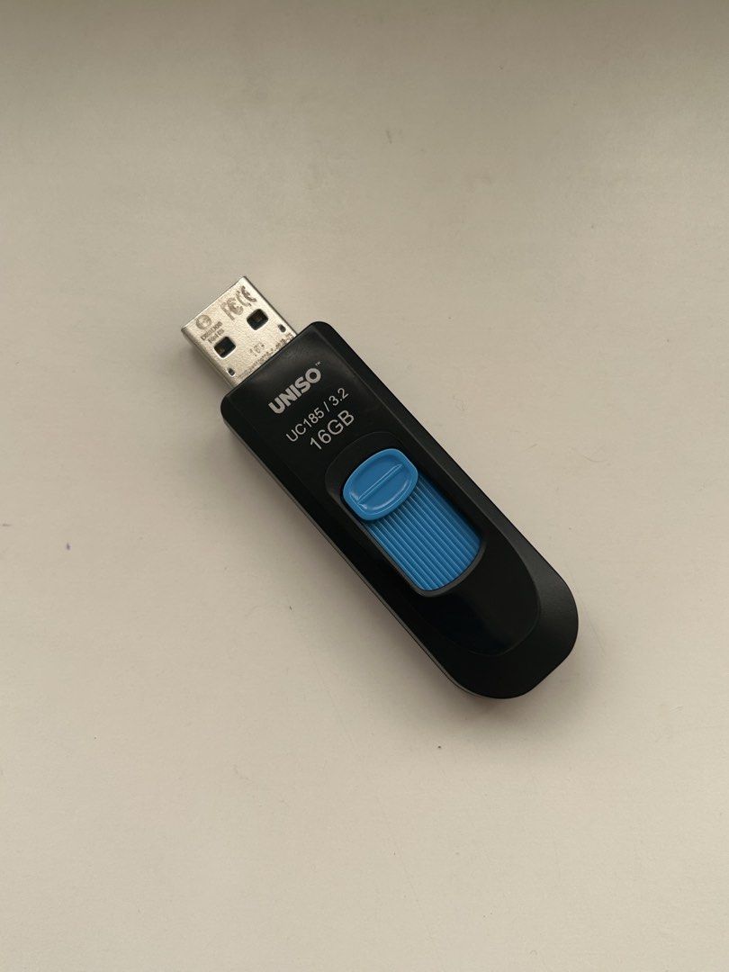 Uniso Flash Drive 16GB (Category: Hard Disks & Thumbdrives) located in Quezon City. Submitted by pastalovers (Listing ID 1470209755, Image 2). Description: - functions well - only used once or twice .